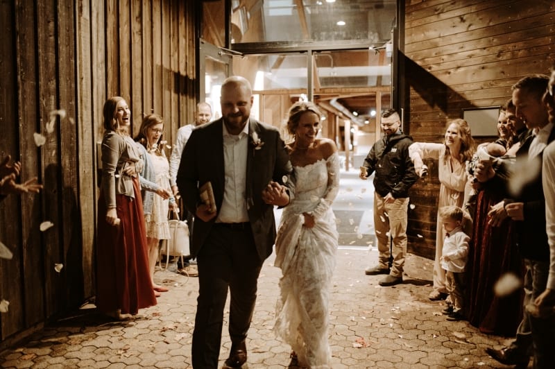 Highlights from the beautiful Wedding Photography at Kortright Centre