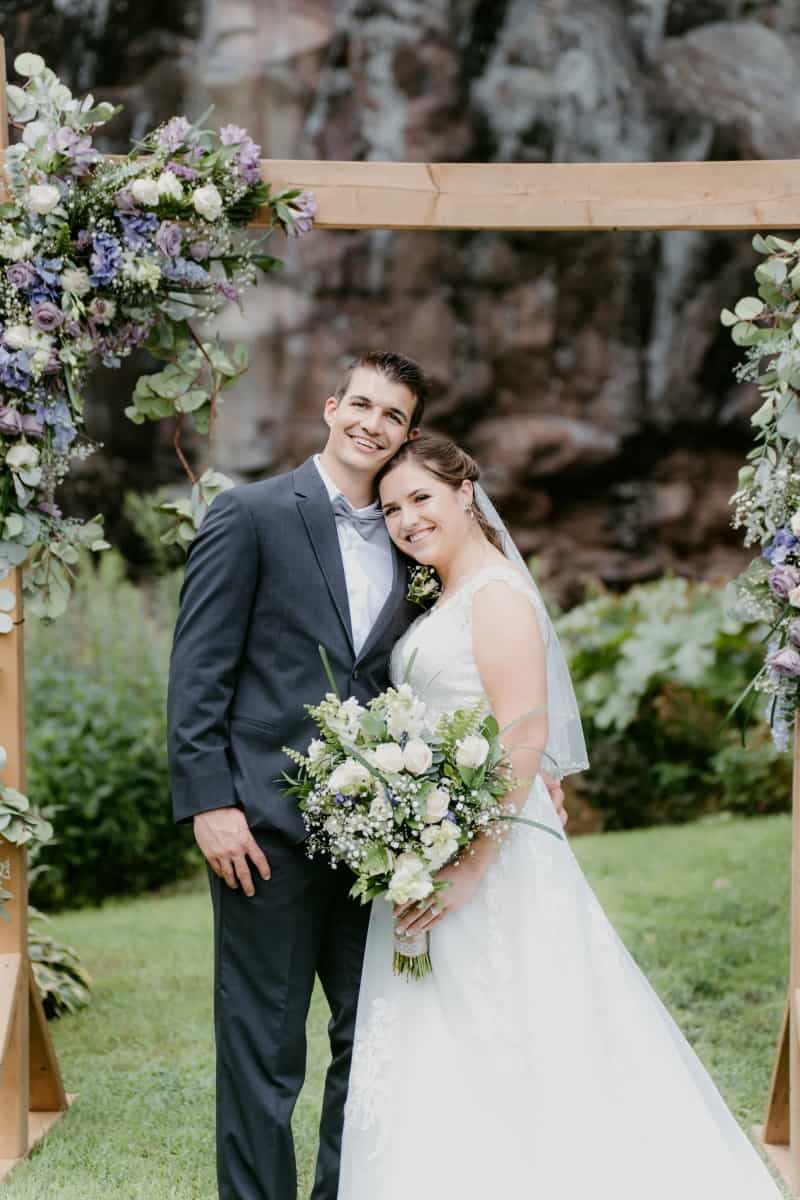 A nature-filled wedding ceremony in the open outdoors is what this couple opted for.