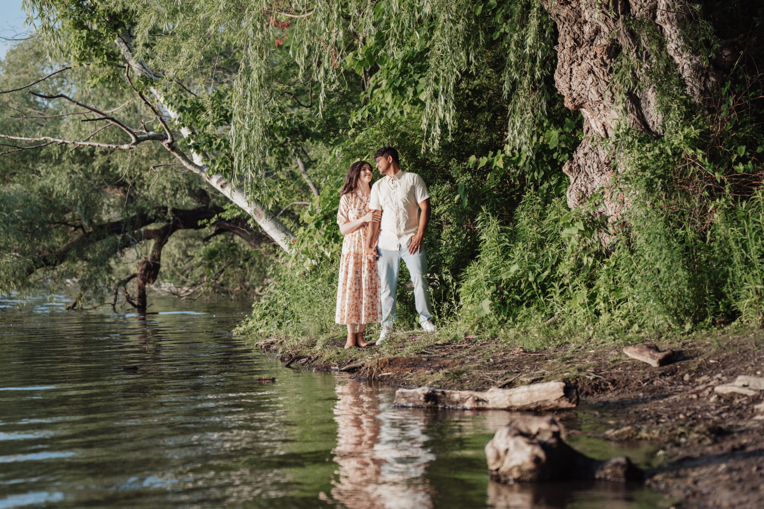 BB200504 Erin Estate wedding venue offers everything you could ever imagine—a secluded, serene setting surrounded by lush woods