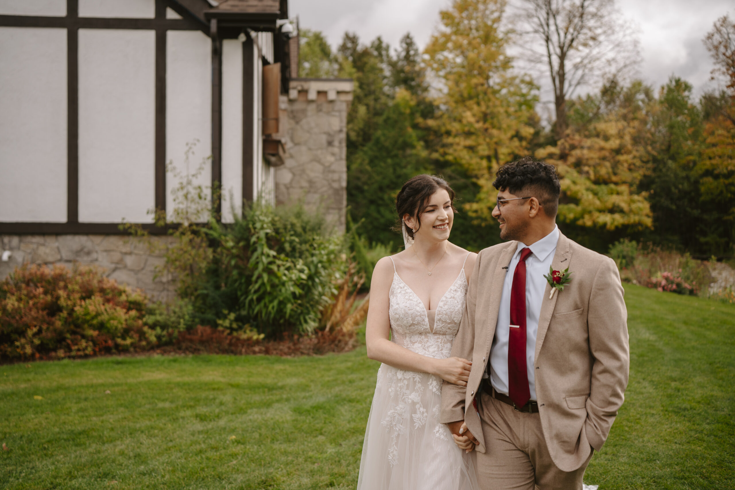 BB200896 . With our experience at Erin Estate wedding venue, you can trust us to tell your love story in a way that feels authentic and timeless.