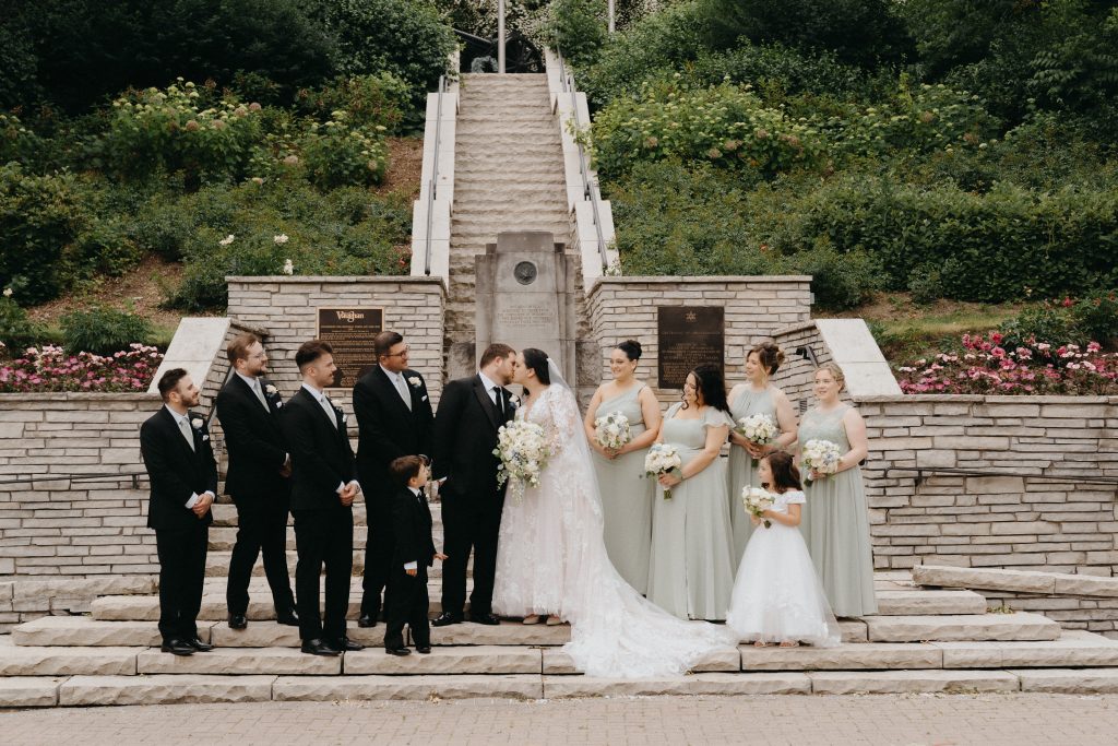 A Terrace Banquet Centre Concord wedding includes access to several helpful amenities