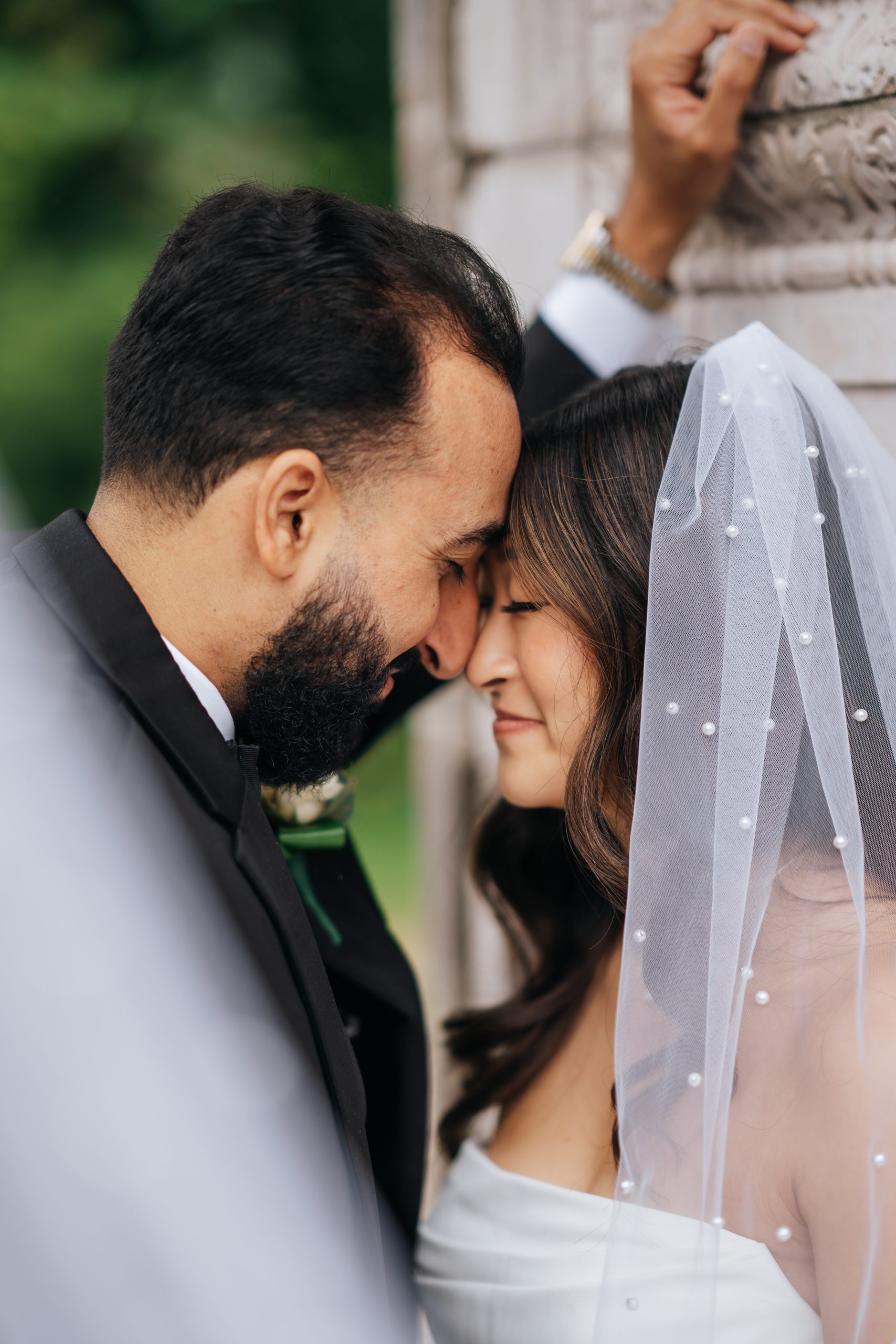 Alyssa & Hardip’s Elegant Celebration: A Magical Guild Inn Estate Wedding