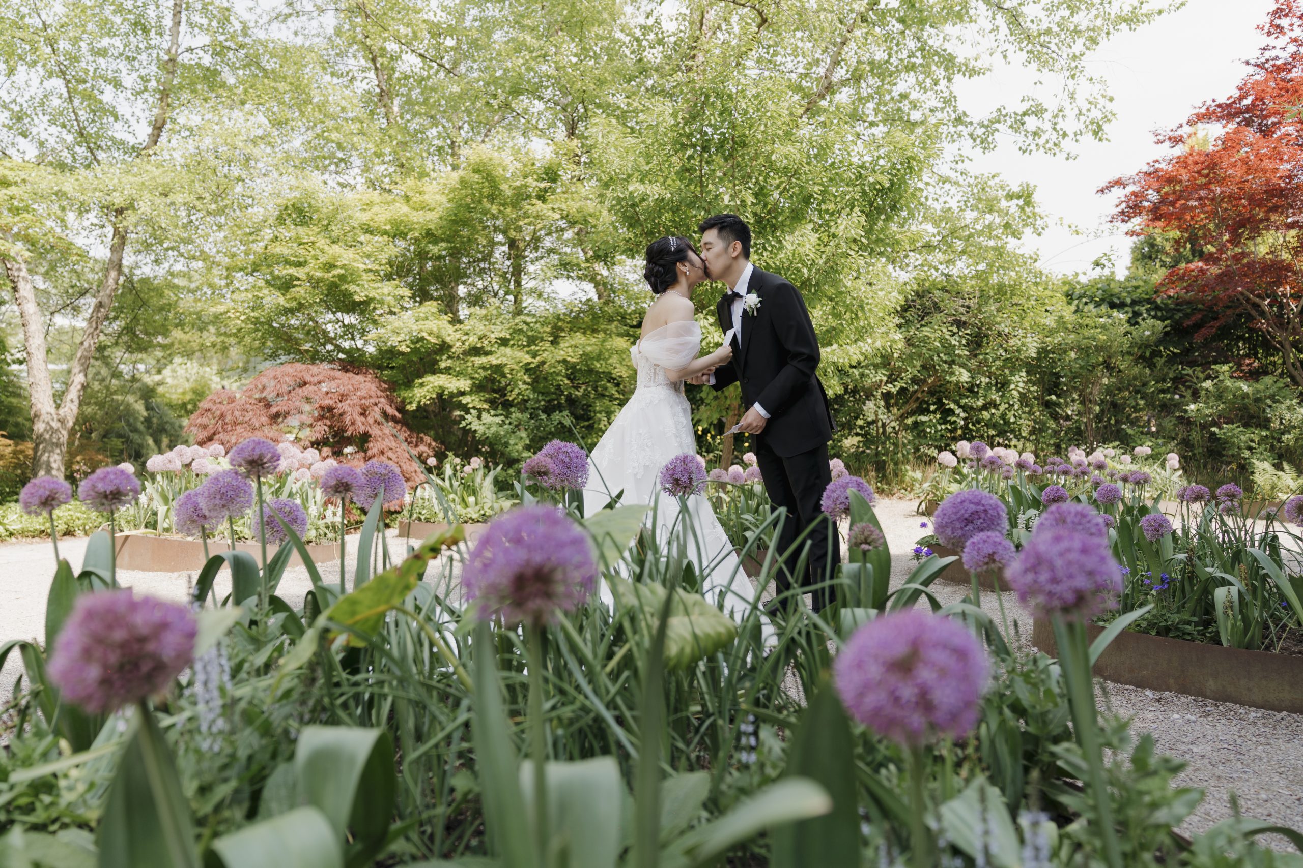 Toronto Botanical Garden wedding