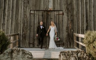 Bride and Groom Wedding Photo Ideas